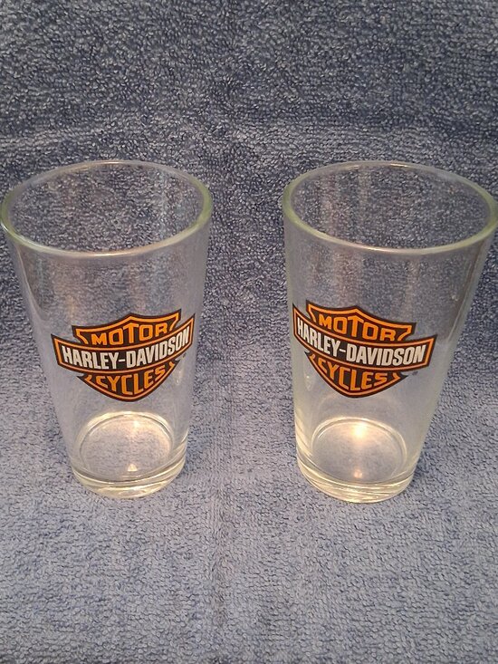 Harley-Davidson Other - Set of 2 Harley-Davidson Motorcycles Pint Glasses - Bar & Shield Logo Barware